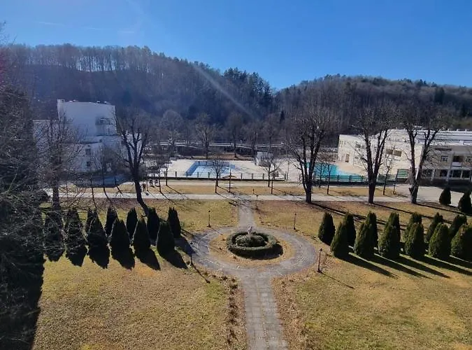 Apartma Vrtnica, Golf *